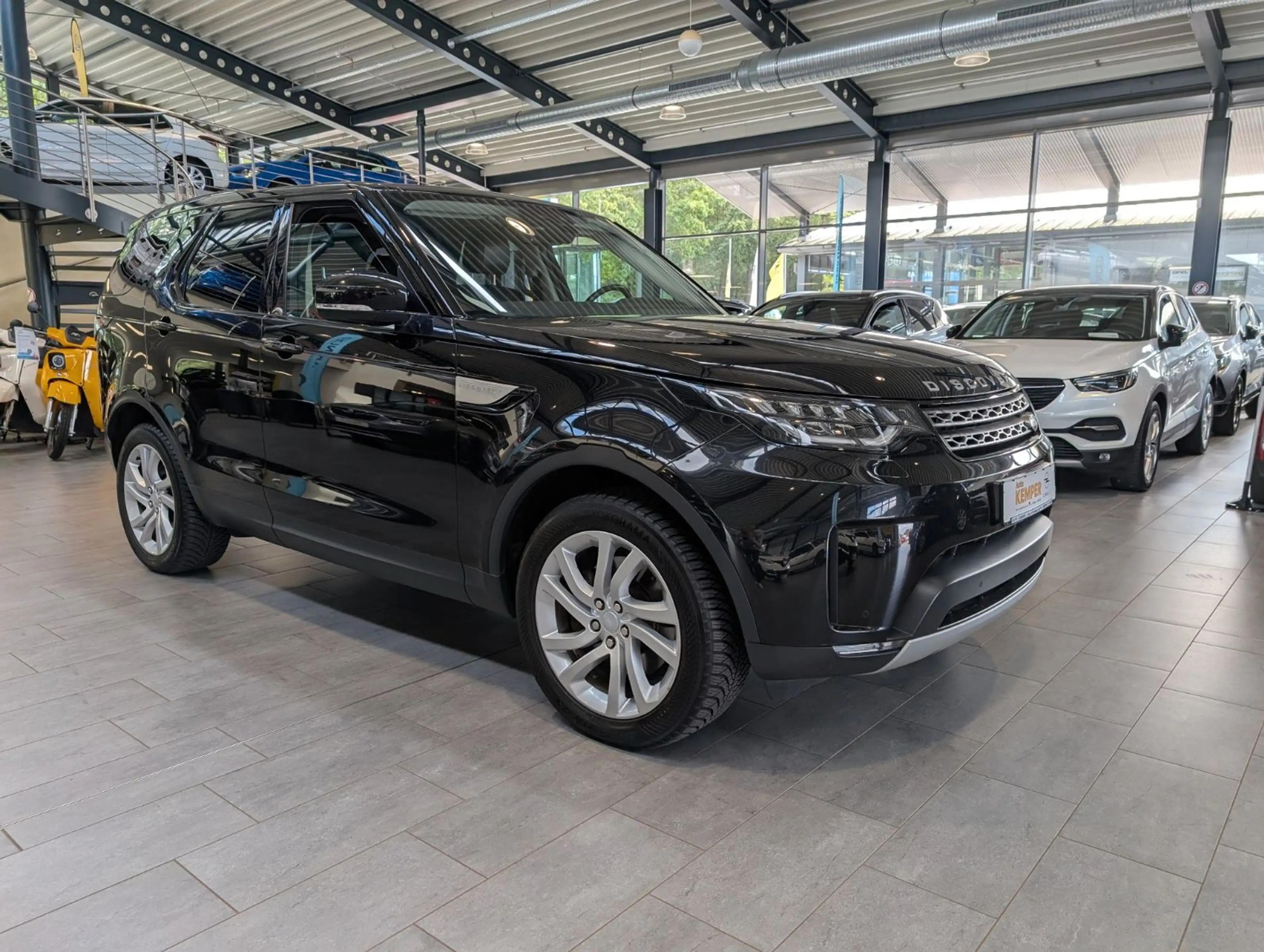 Land Rover Discovery Autom. Leder Memory Navi Tempom. AHK