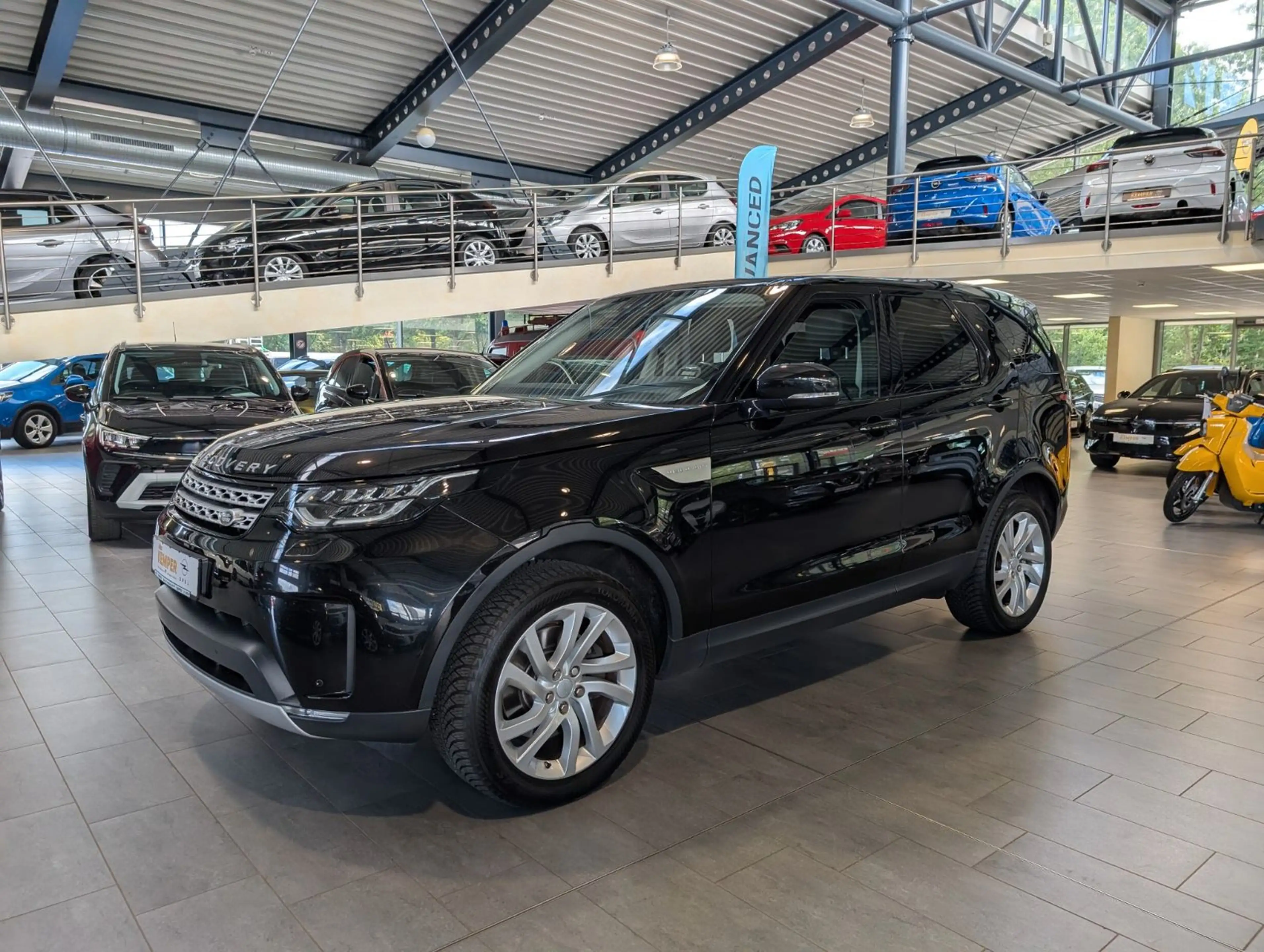 Land Rover Discovery Autom. Leder Memory Navi Tempom. AHK — photo 7