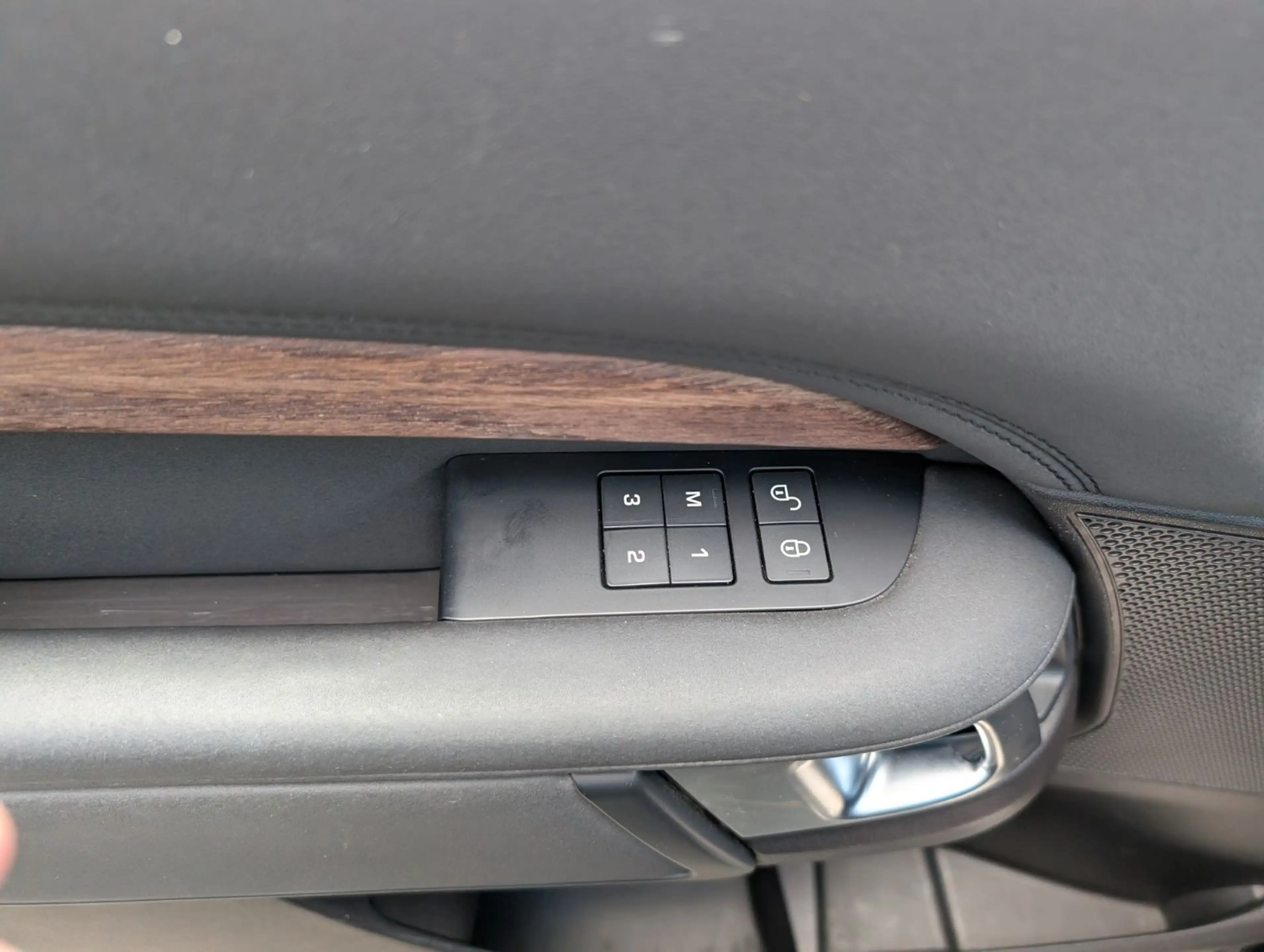 Land Rover Discovery Autom. Leder Memory Navi Tempom. AHK — photo 10