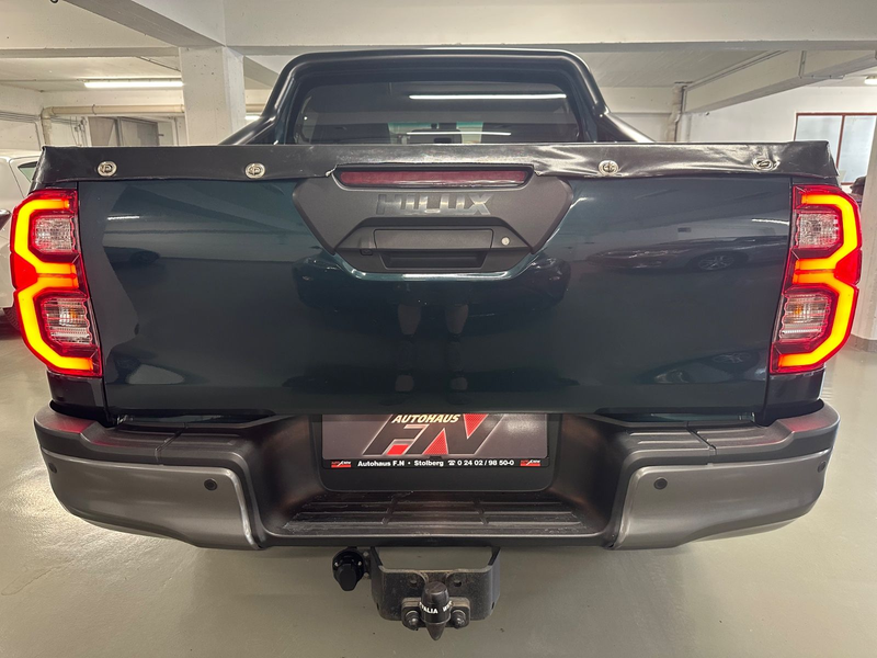 Toyota Hilux 2.8 D-4D Double Cab 4x4 /Leder/LED/ACC/DAB — photo 6