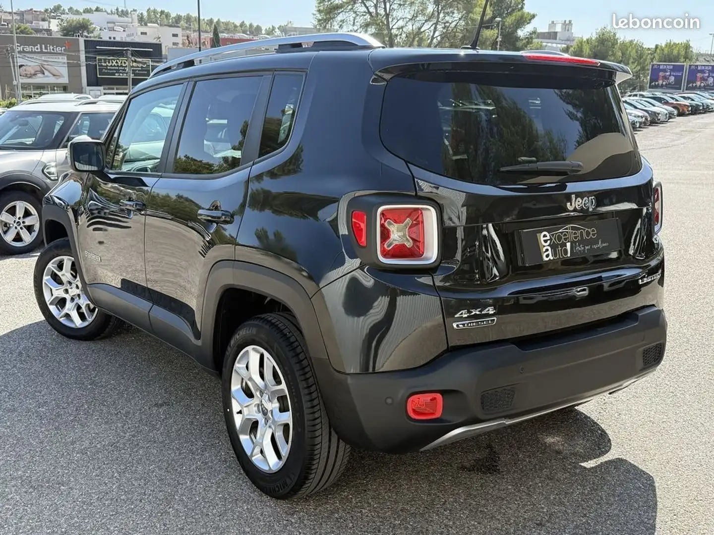 Jeep Renegade 2.0 MULTIJET S&S 140CH LIMITED 4X4 Noir - 2