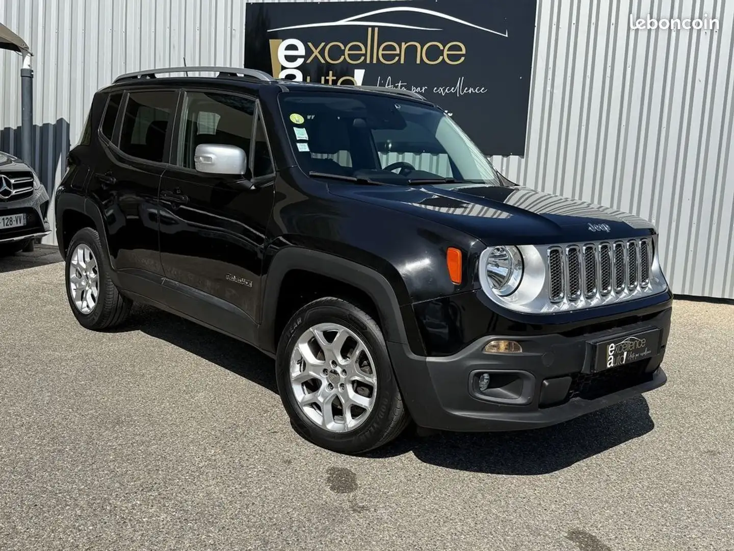 Jeep Renegade 2.0 MULTIJET S&S 140CH LIMITED 4X4 Noir - 1