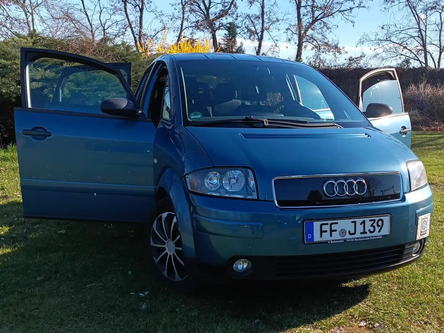 Audi A2 A2 1.4 Blau - 2