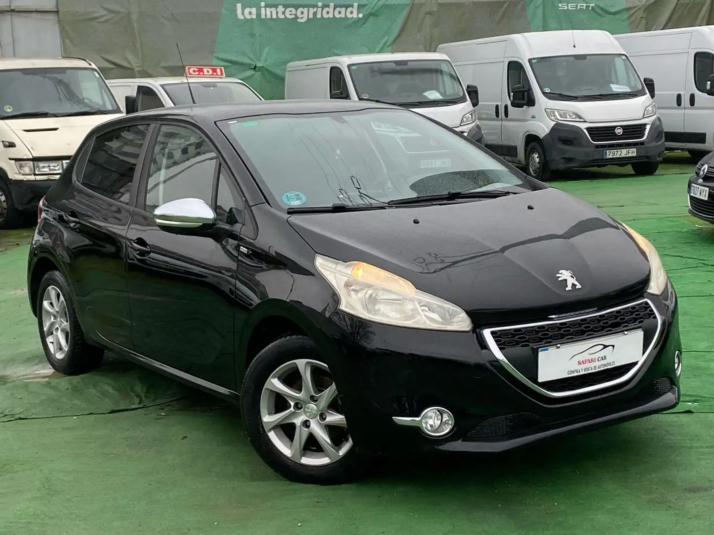 Peugeot 208 1.2 PureTech Access 82 Nero - 2