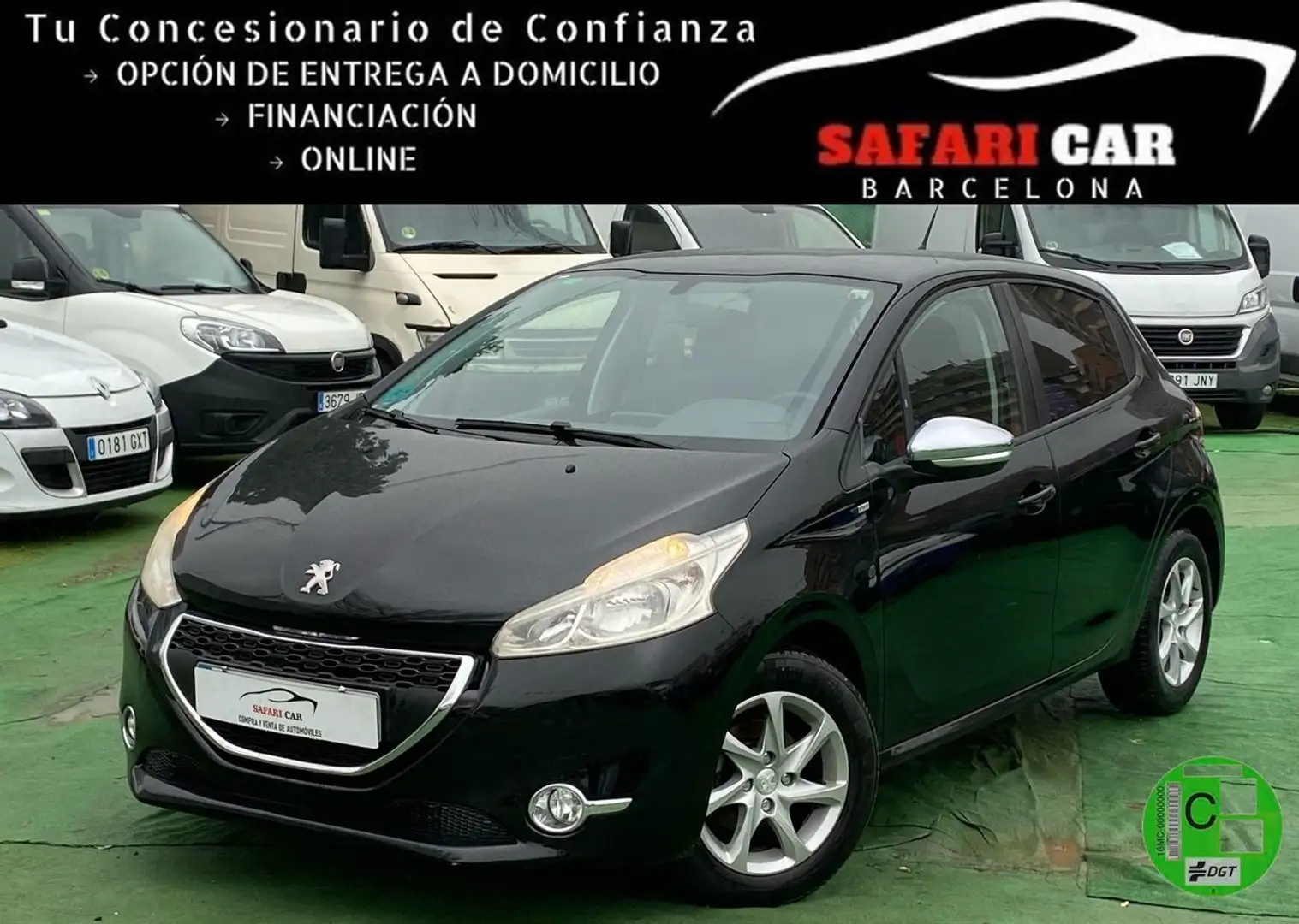 Peugeot 208 1.2 PureTech Access 82 Noir - 1