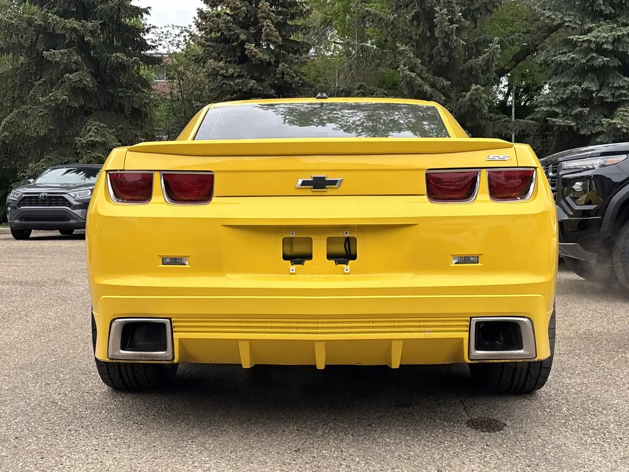 Chevrolet Camaro снимка Chevrolet Camaro