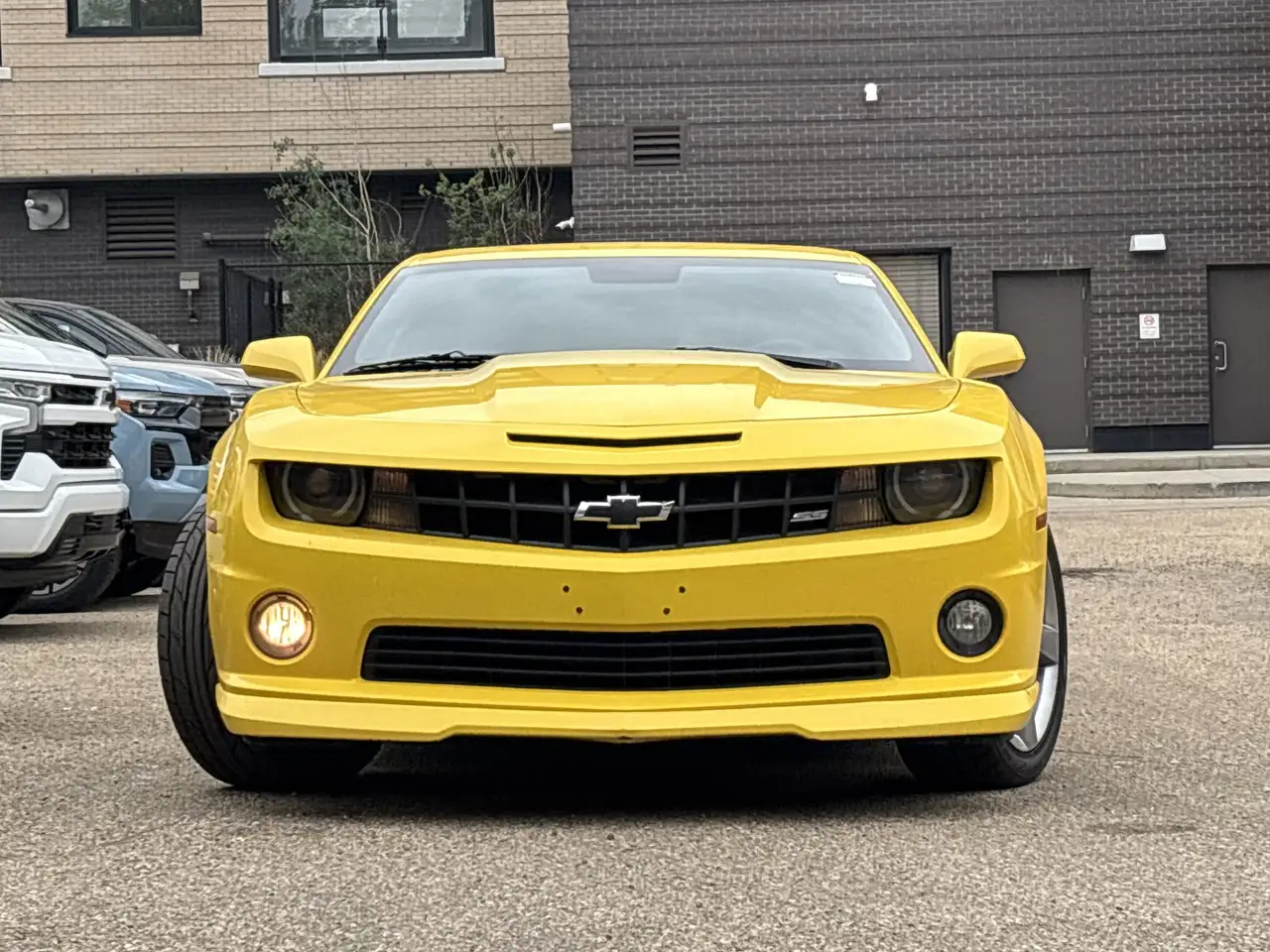 Chevrolet Camaro снимка Chevrolet Camaro