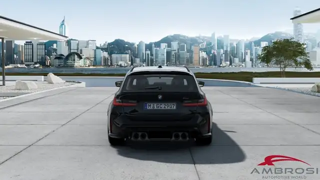 BMW M3 view 5