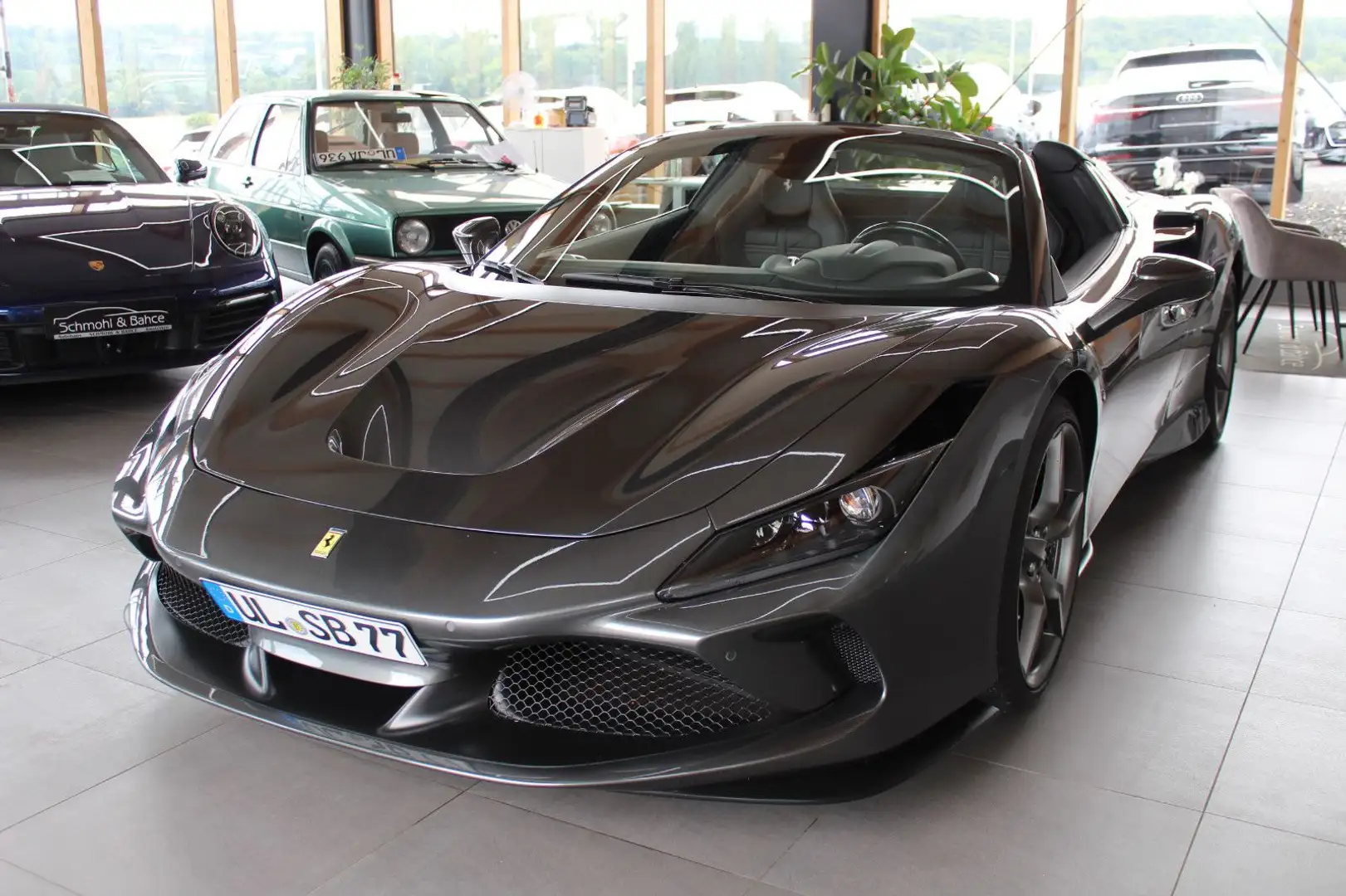 Ferrari F8 Spider LIFT*RACING SEAT*CARBON*JBL* Grijs - 1