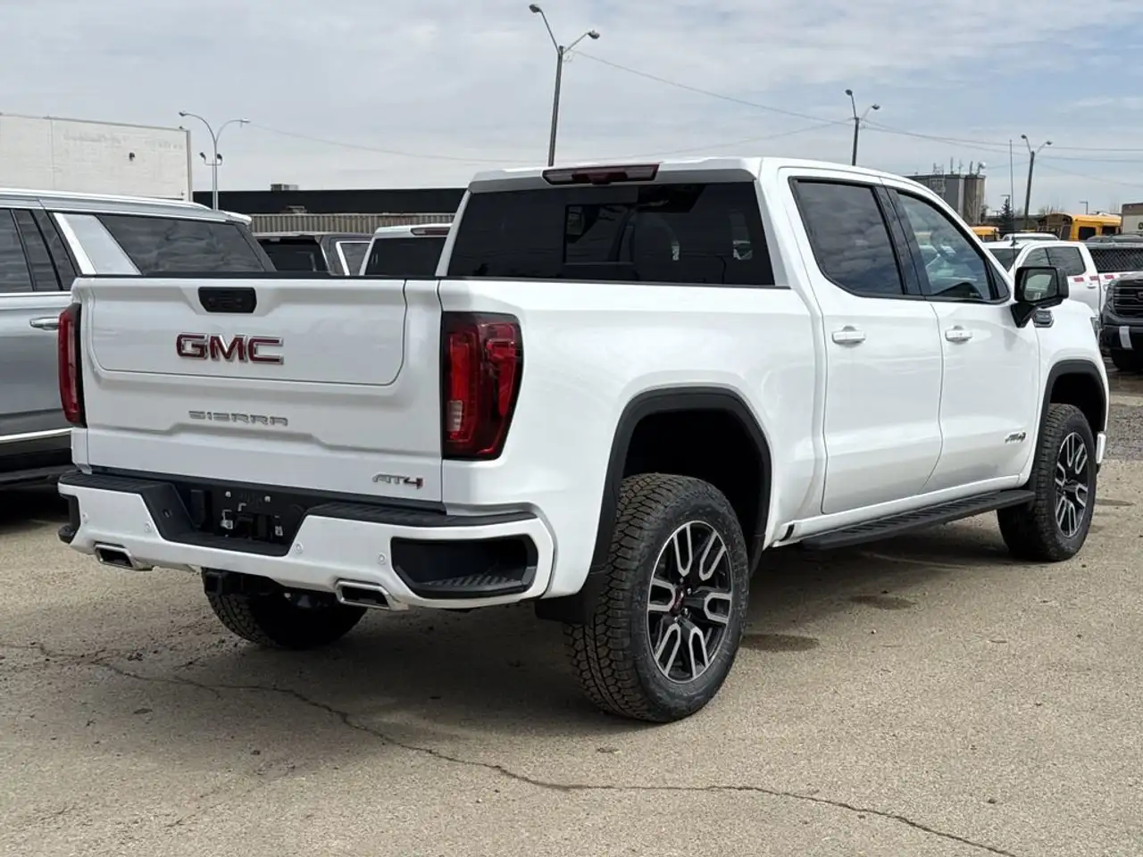 GMC Sierra 1500 снимка GMC Sierra 1500
