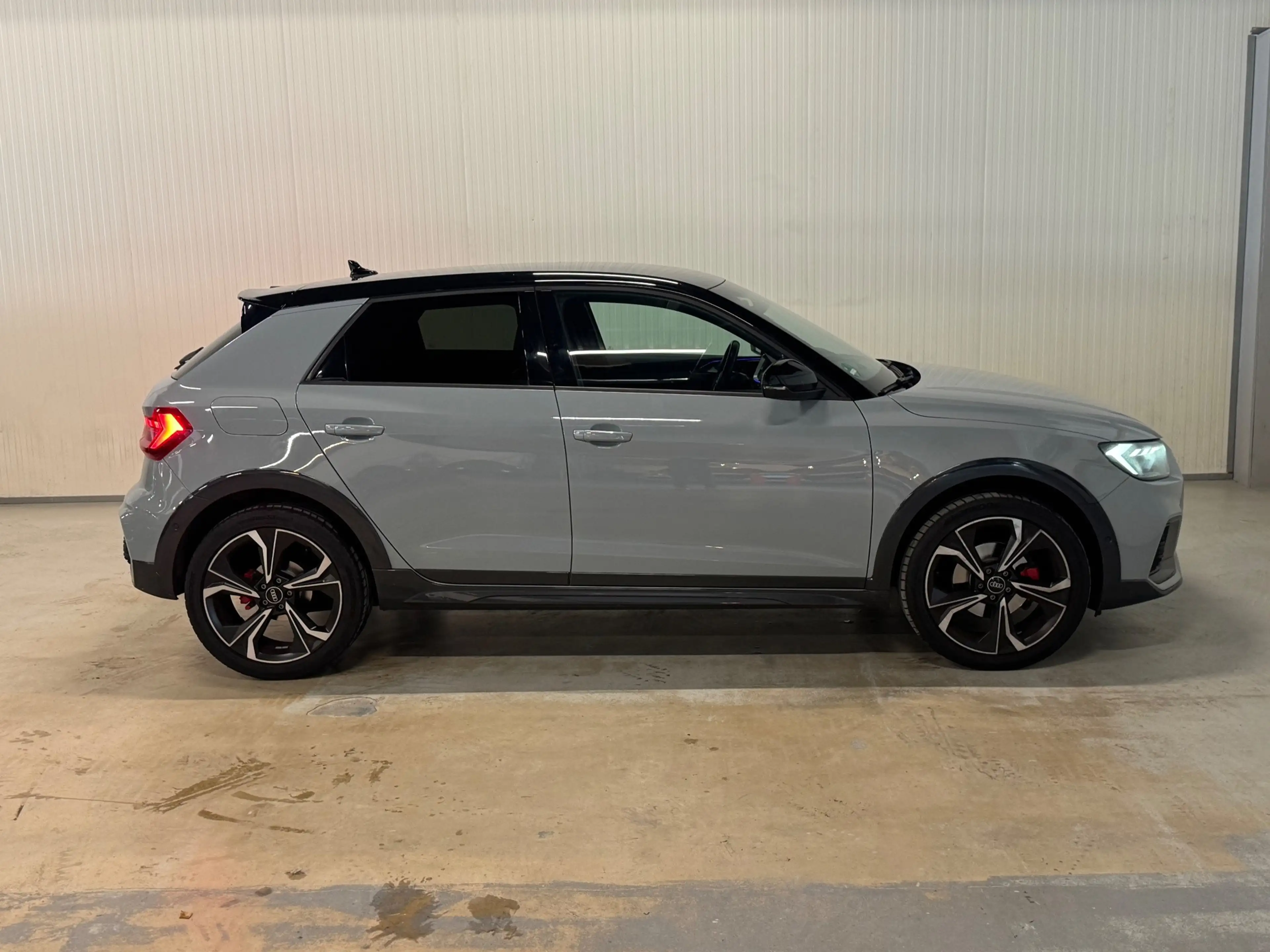 Audi A1 Citycarver 35 TFSI epic | BLACK OPTIC | B&O | NARD — photo 7