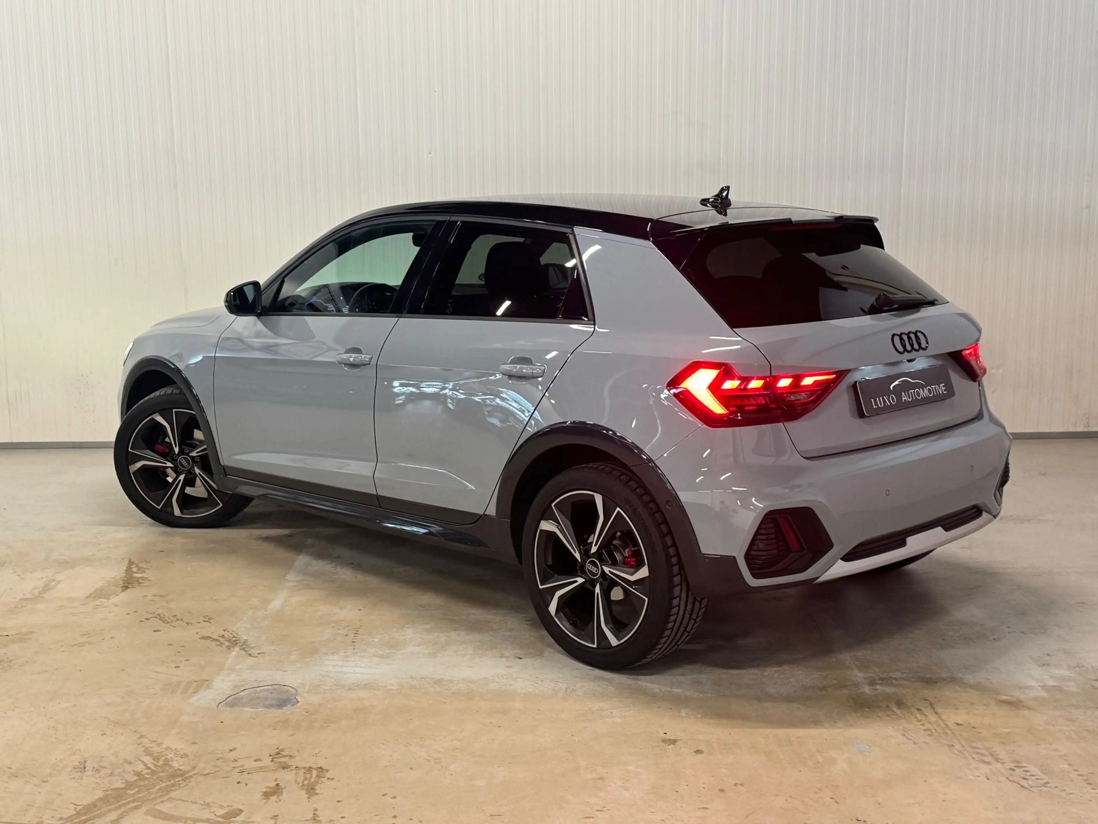 Audi A1 Citycarver 35 TFSI epic | BLACK OPTIC | B&O | NARD — photo 2