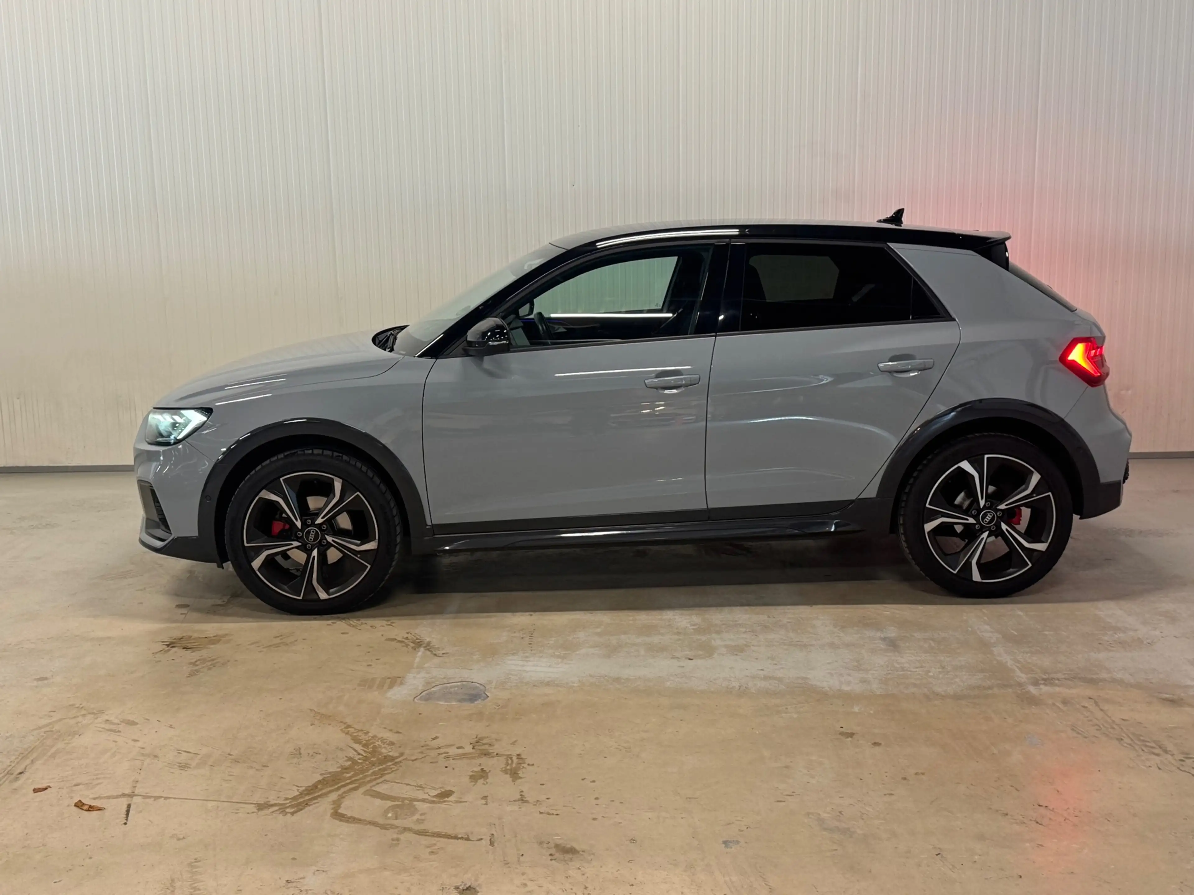 Audi A1 Citycarver 35 TFSI epic | BLACK OPTIC | B&O | NARD — photo 22