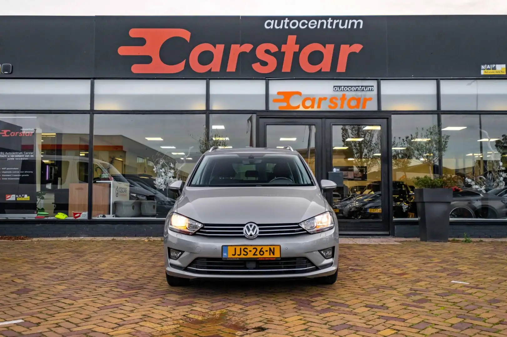 Volkswagen Golf Sportsvan 1.2 TSI Highline|Navi|Camera|Cruise| Gris - 2