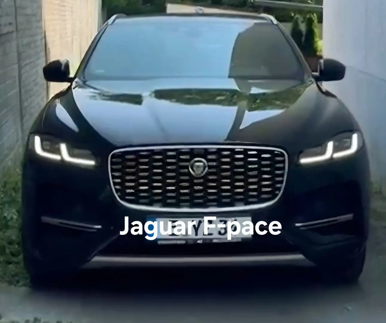 Jaguar F-Pace P250 AWD HSE Negro - 1