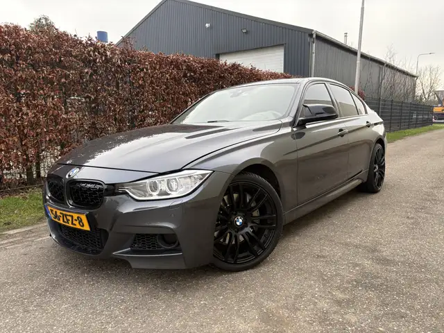 BMW Active Hybrid 3 Serie 335i ActiveHybrid 3 Upgrade Edition / AUTOMA