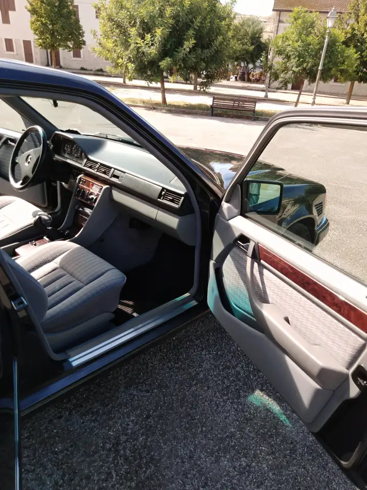 Mercedes-Benz E 250 turbo diesel, foto 12
