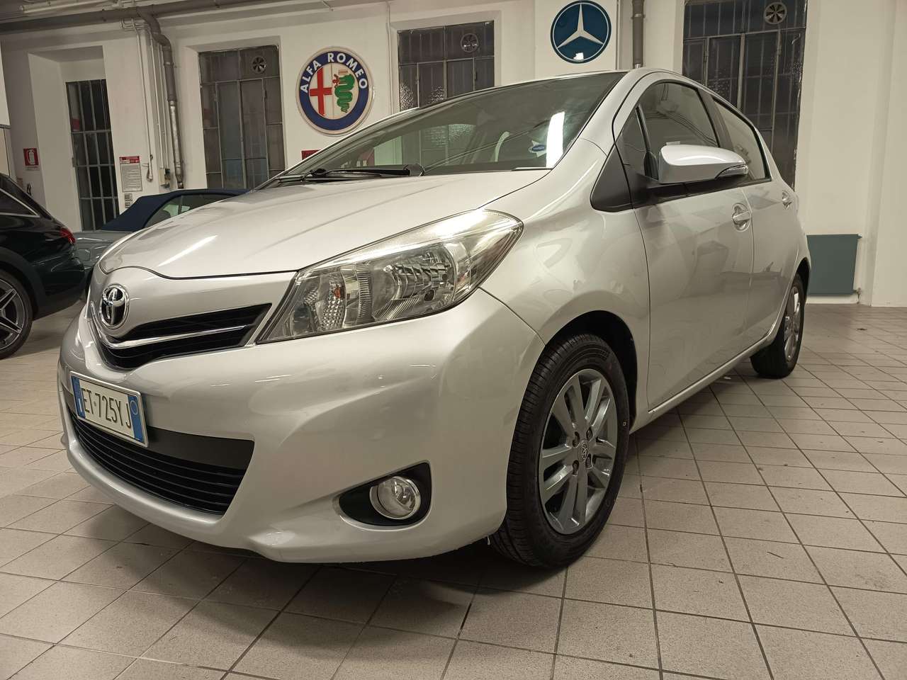 Toyota Yaris YARIS 5 PORTE 1.0 OK NEOPATENTATI