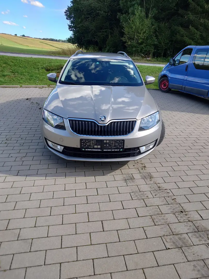 Skoda Octavia Octavia Combi 2,0 TDI Bronze - 2