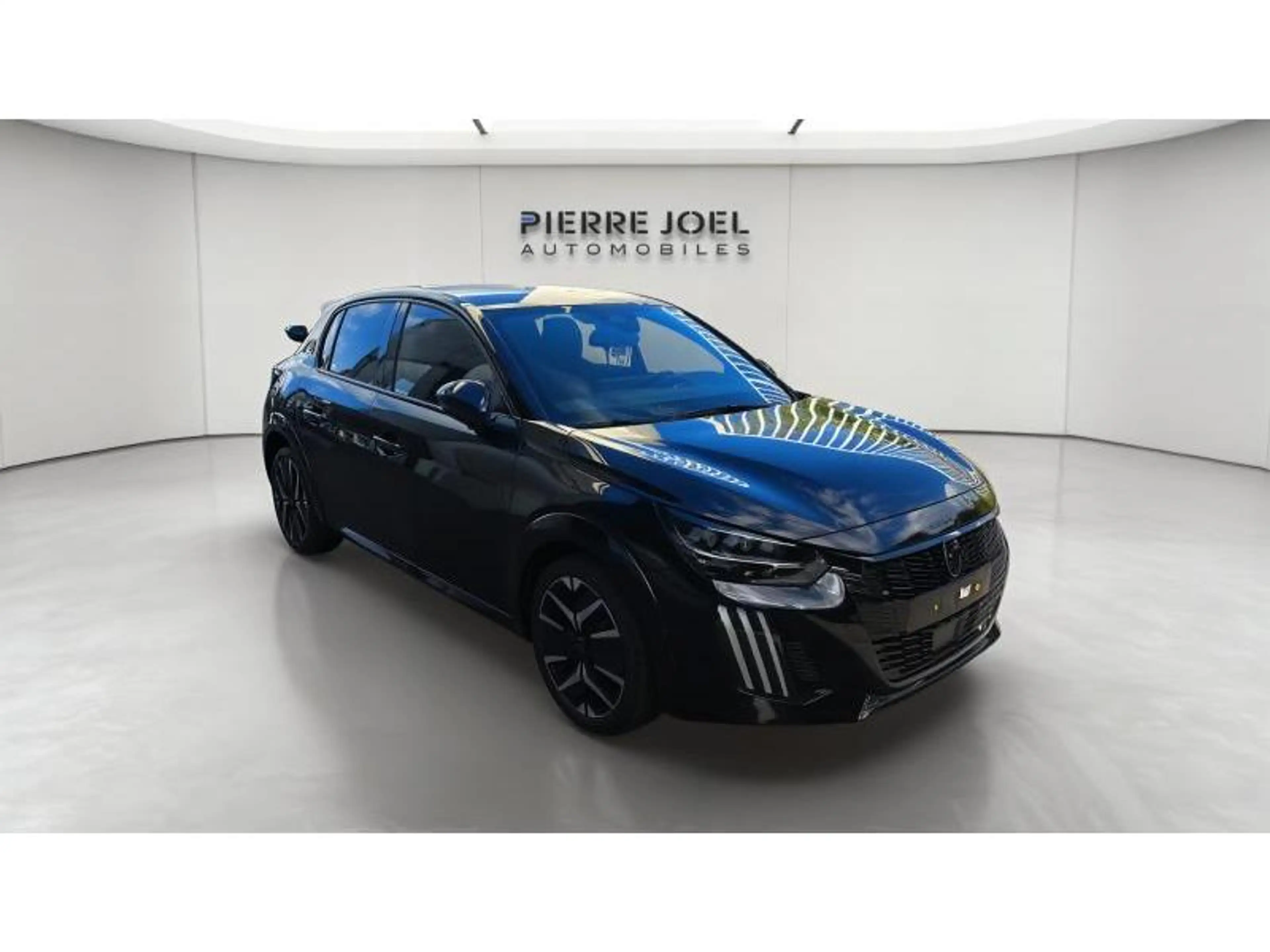 Peugeot 208 GT MILD HYBRIDE 145 CV DCS6 + ALCANTARA — photo 8
