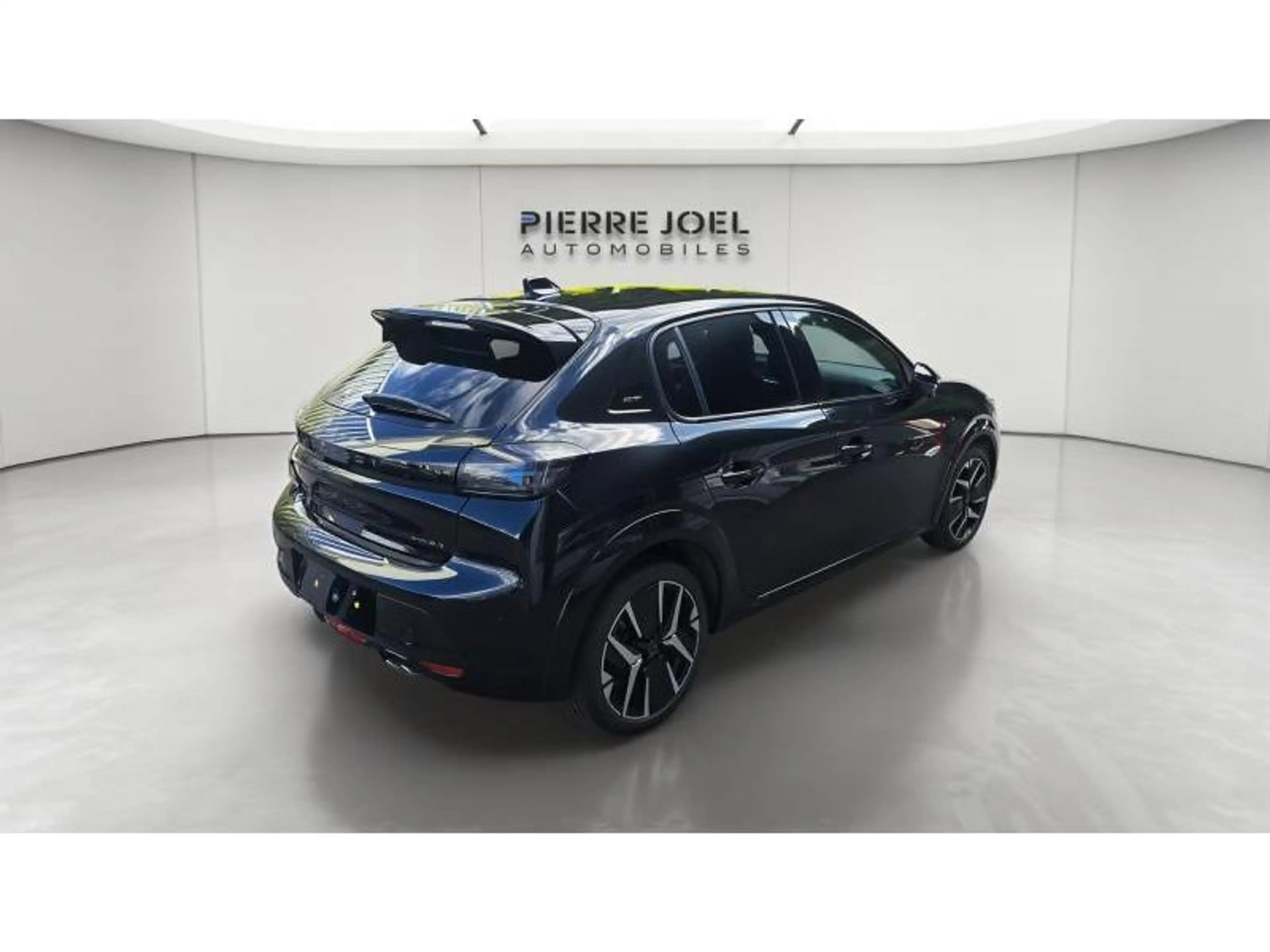 Peugeot 208 GT MILD HYBRIDE 145 CV DCS6 + ALCANTARA — photo 6