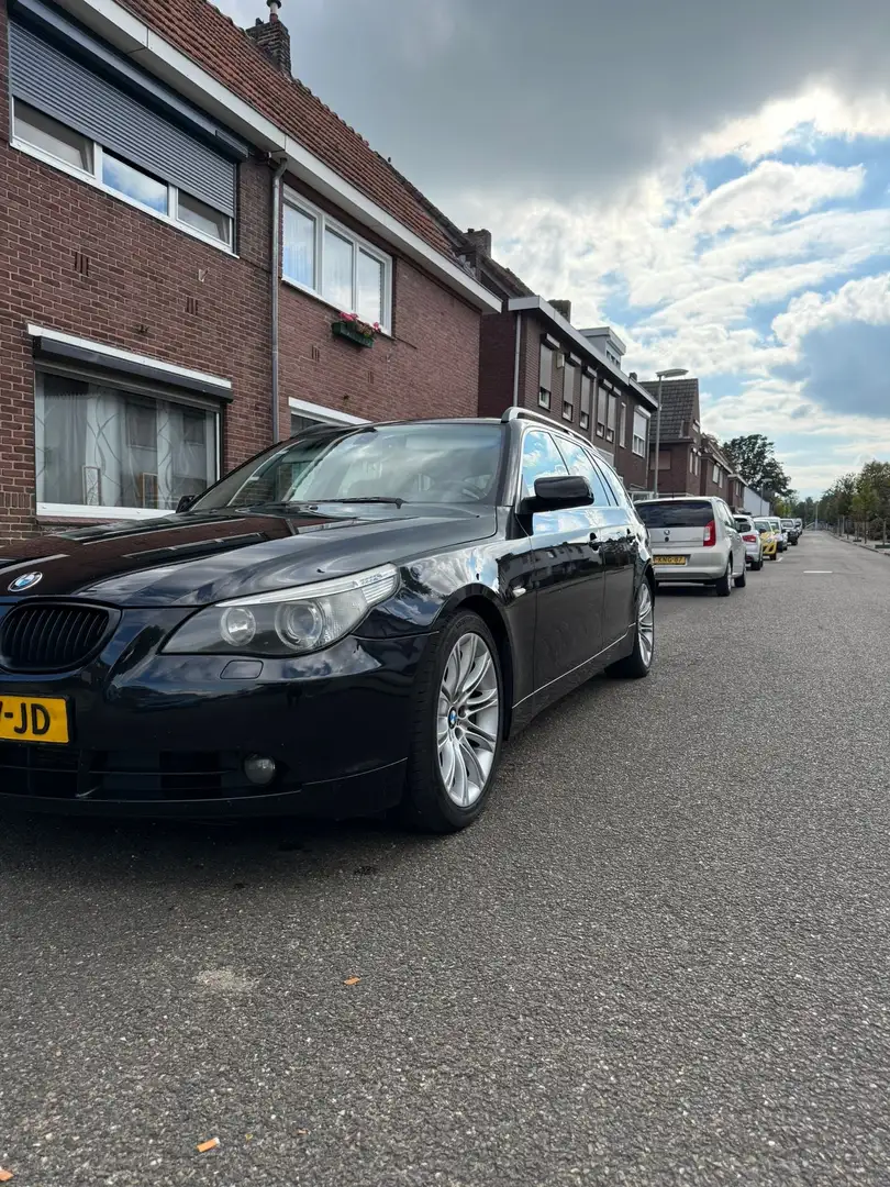 BMW 545 545i High Executive Zwart - 1