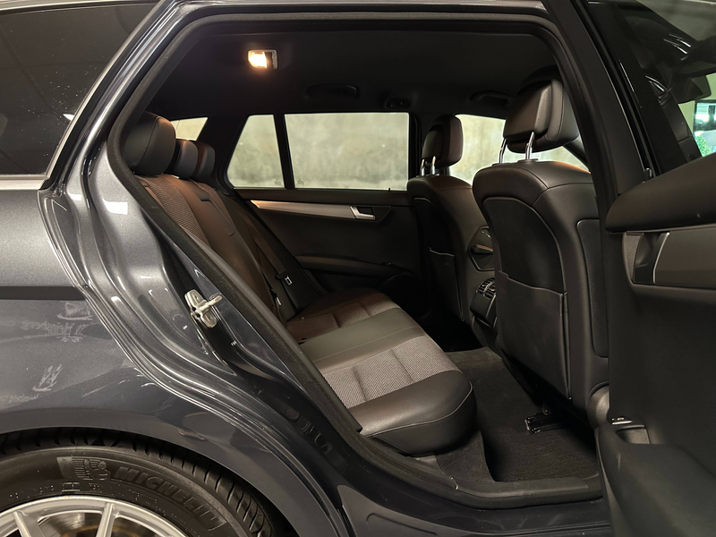 Mercedes-Benz C 250 C 250 T CGI AMG-Line Avantg. Autom. NAVI PDC — photo 10