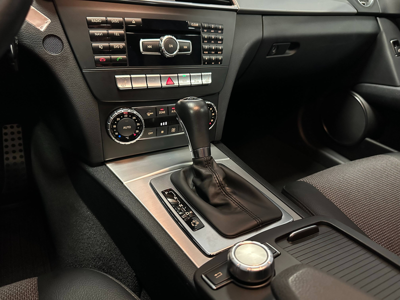 Mercedes-Benz C 250 C 250 T CGI AMG-Line Avantg. Autom. NAVI PDC — photo 13