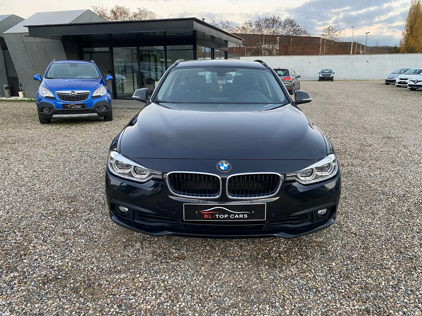BMW 316 Touring 316 dA Zwart - 2