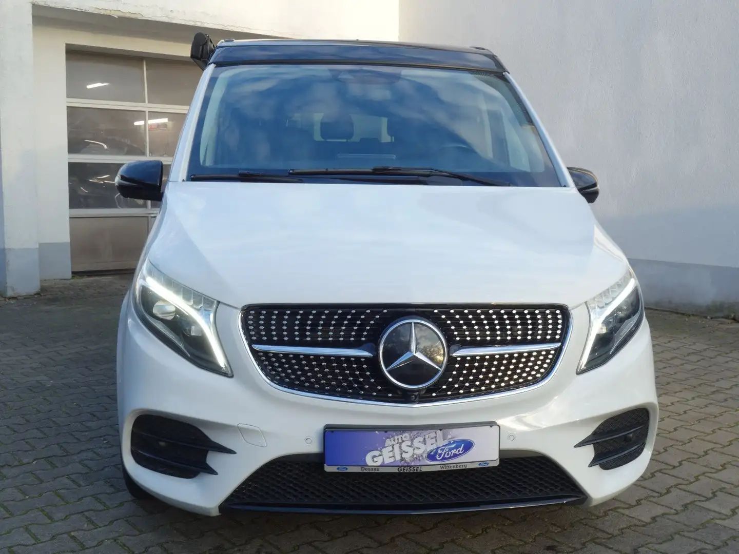 Mercedes-Benz V 300 d Marco Polo HORIZON EDITION AMG-Line Weiß - 2