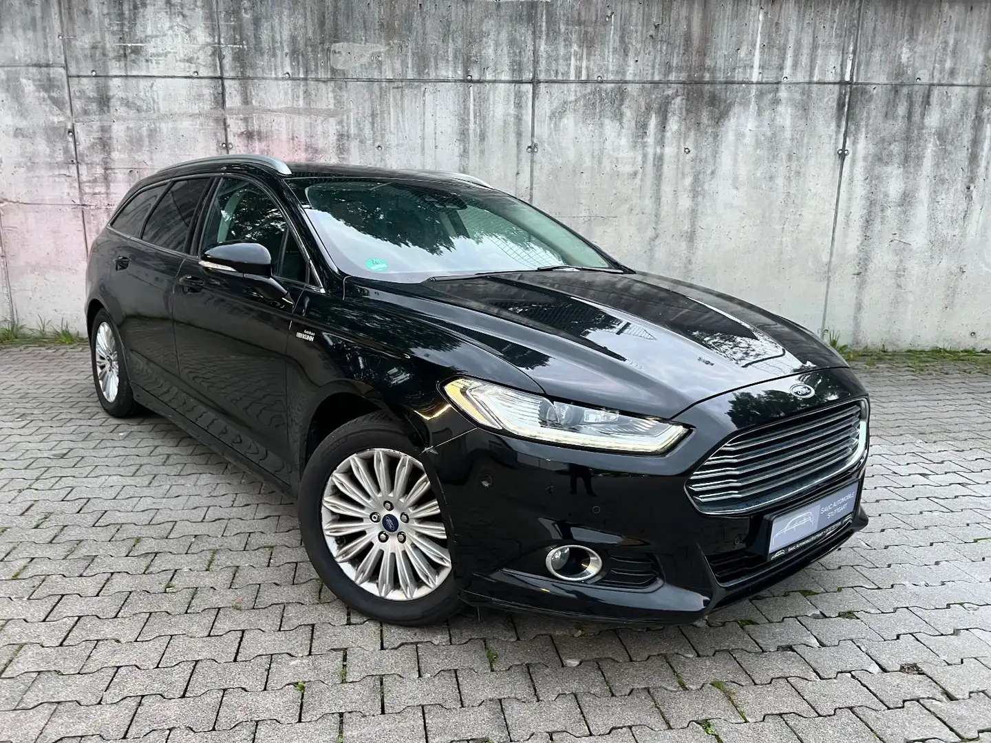 Ford Mondeo 2.0TDCi 132kW TitaniumTurnier*AHK*Navi*E6 Noir - 1