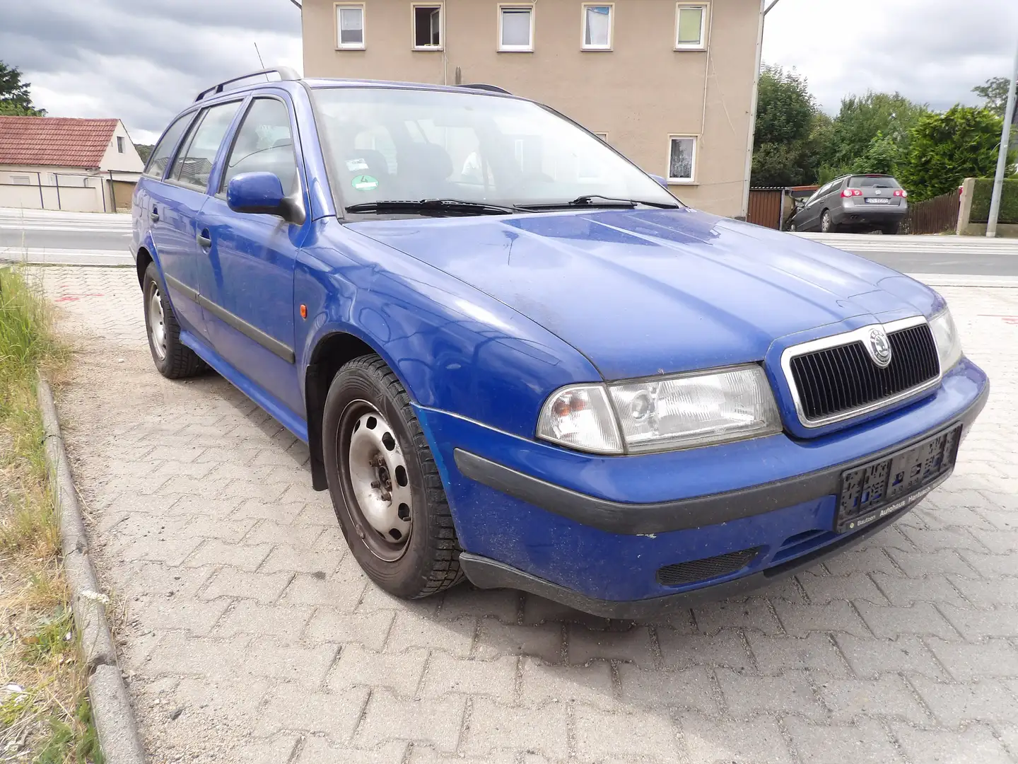 Skoda Octavia 2.0 Combi Klima AHK Radio Blau - 1