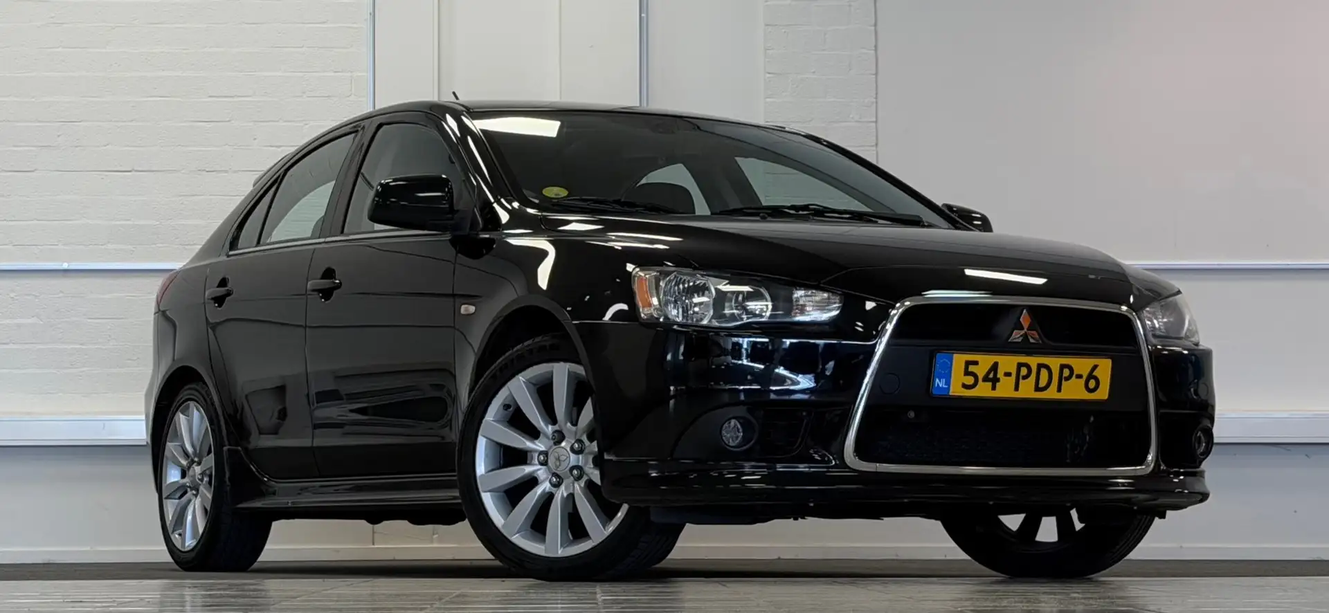 Mitsubishi Lancer Sportback 1.8i 16V Intense Trekhaak 2e Eigenaar Negro - 2