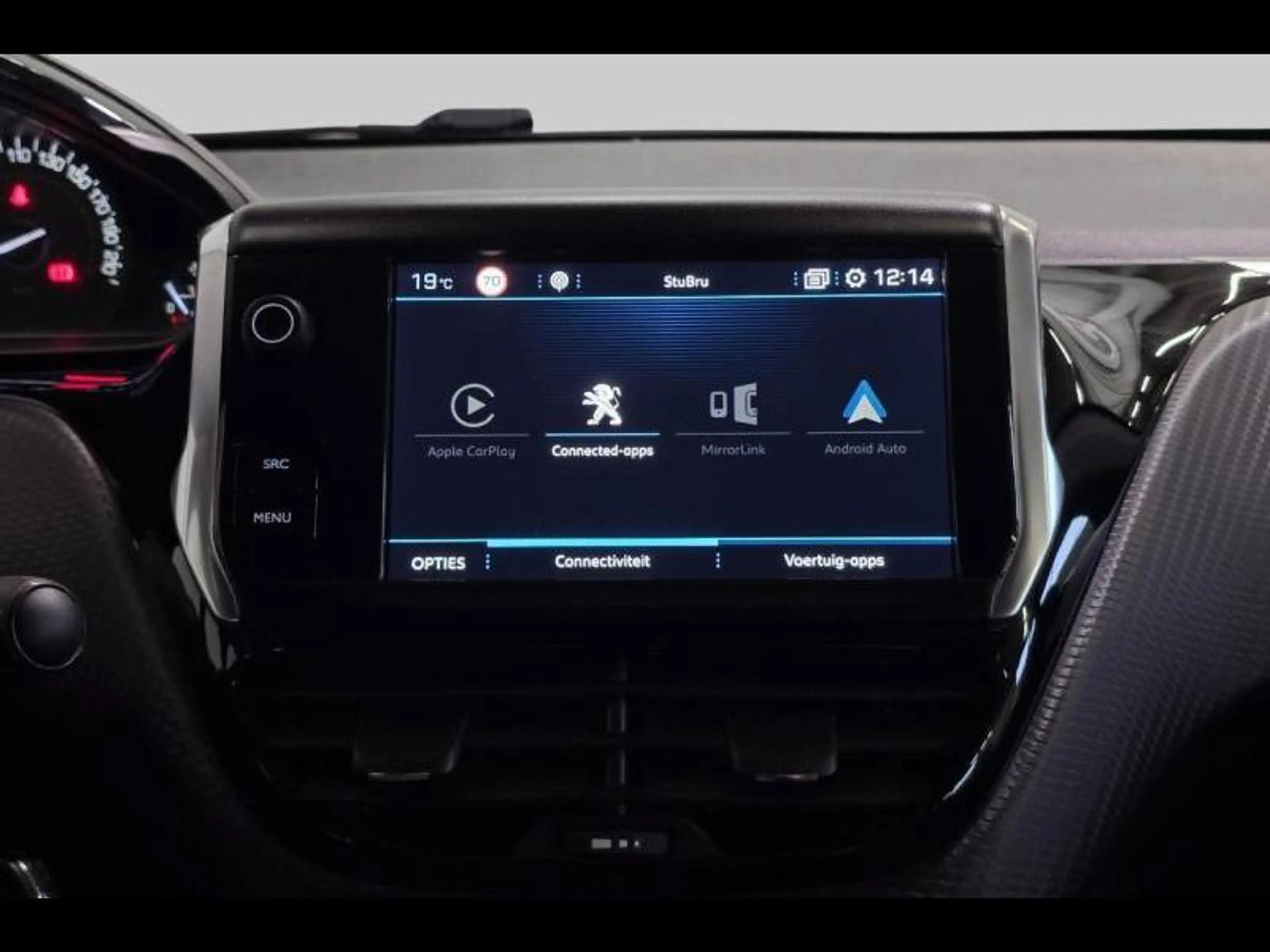 Peugeot 2008 Signature gps — photo 13