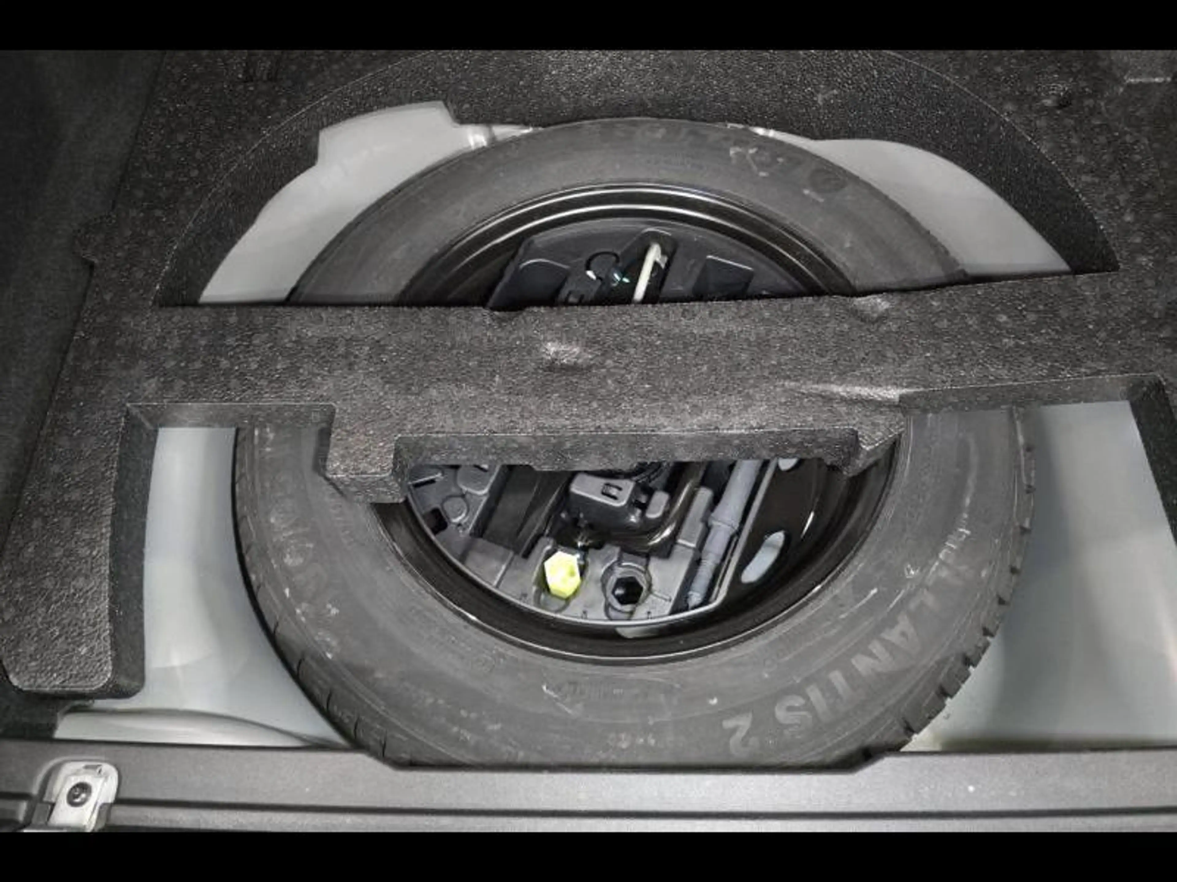 Peugeot 2008 Signature gps — photo 19