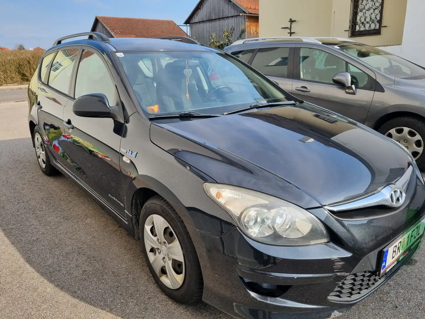 Hyundai i30 cw Kombi 1.4 blue drive Classic - 2
