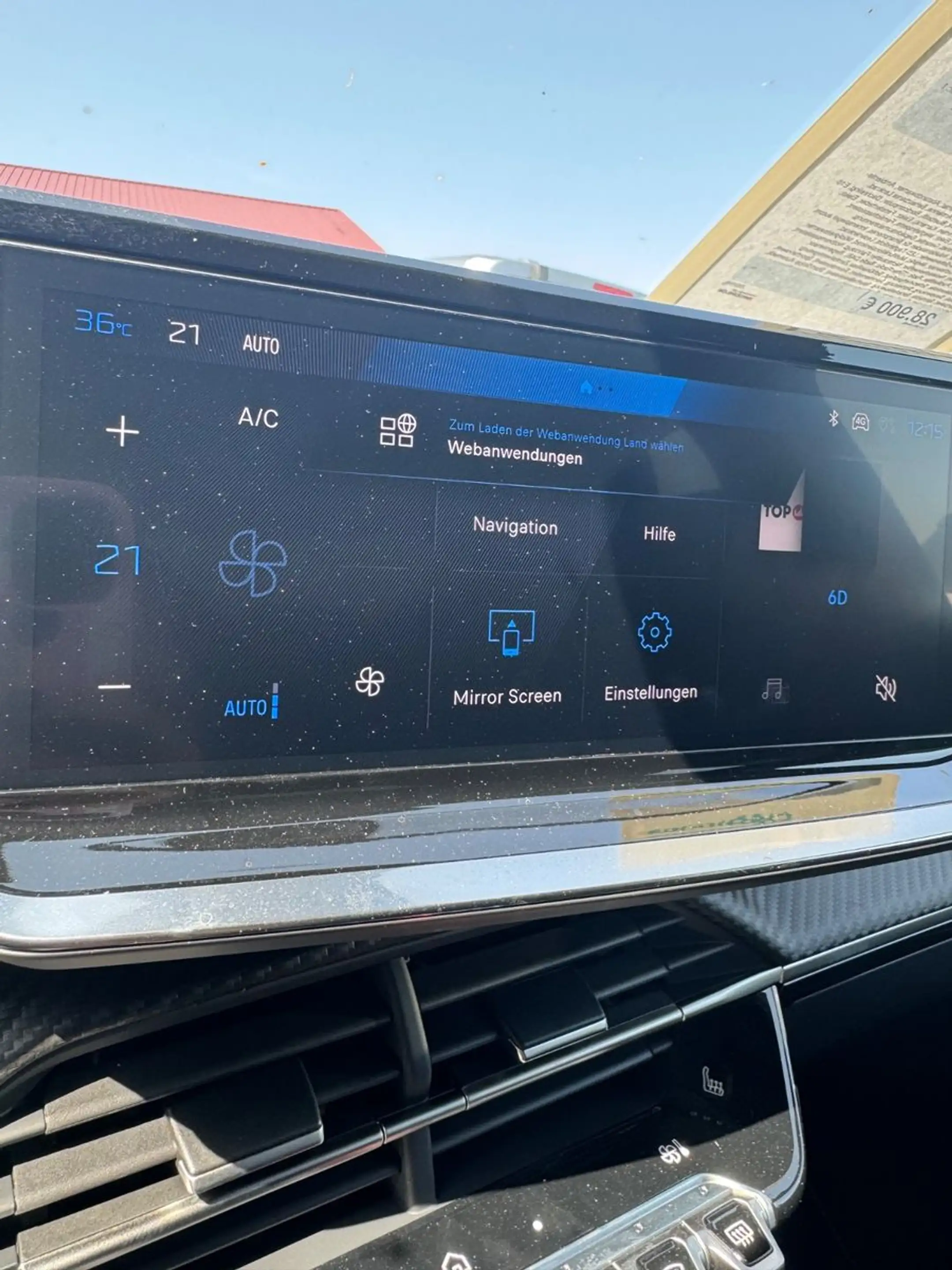 Peugeot 2008 Hybrid 145 GT, ACC, Navi — photo 13