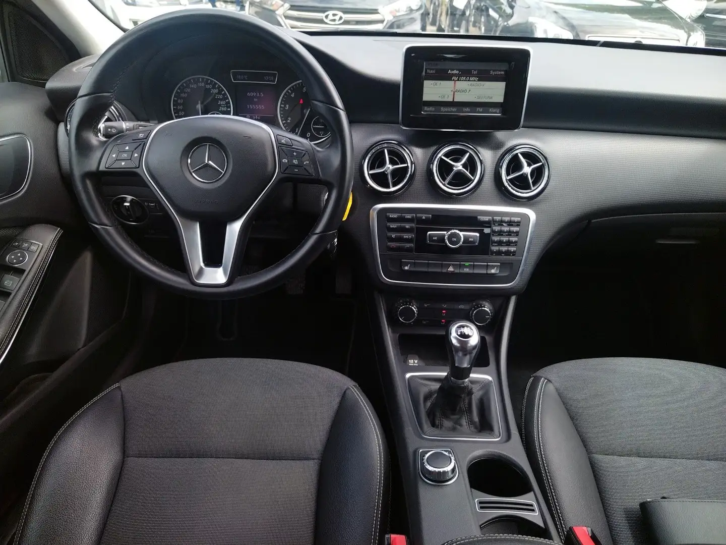 Mercedes-Benz A 180 BlueEfficiency+2.HD.TÜV/NEU+GARANTIE+EU 6 Plateado - 2