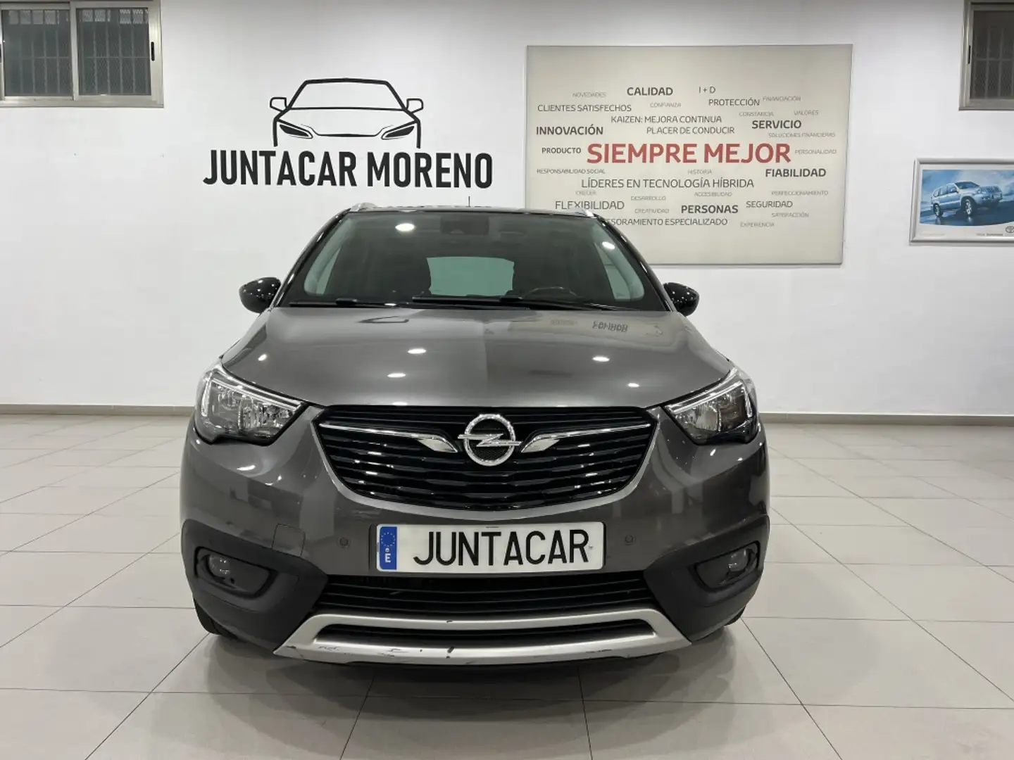 Opel Crossland X 1.2T S&S Design Line - 120 Aniversario 110 Gris - 1
