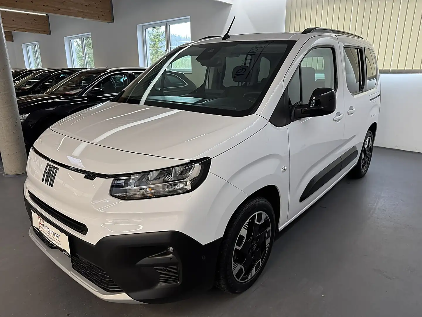 Fiat Doblo M 1,5TDi 5-Sitzer *LED*NAVI*PANO*Sitzheizung*Vi... Weiß - 2