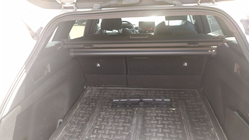 Toyota Corolla Touring Sports Hybrid Team D — photo 8