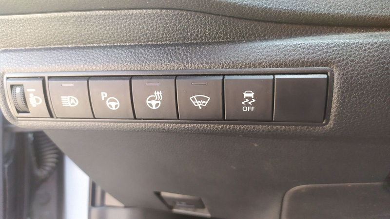 Toyota Corolla Touring Sports Hybrid Team D — photo 5