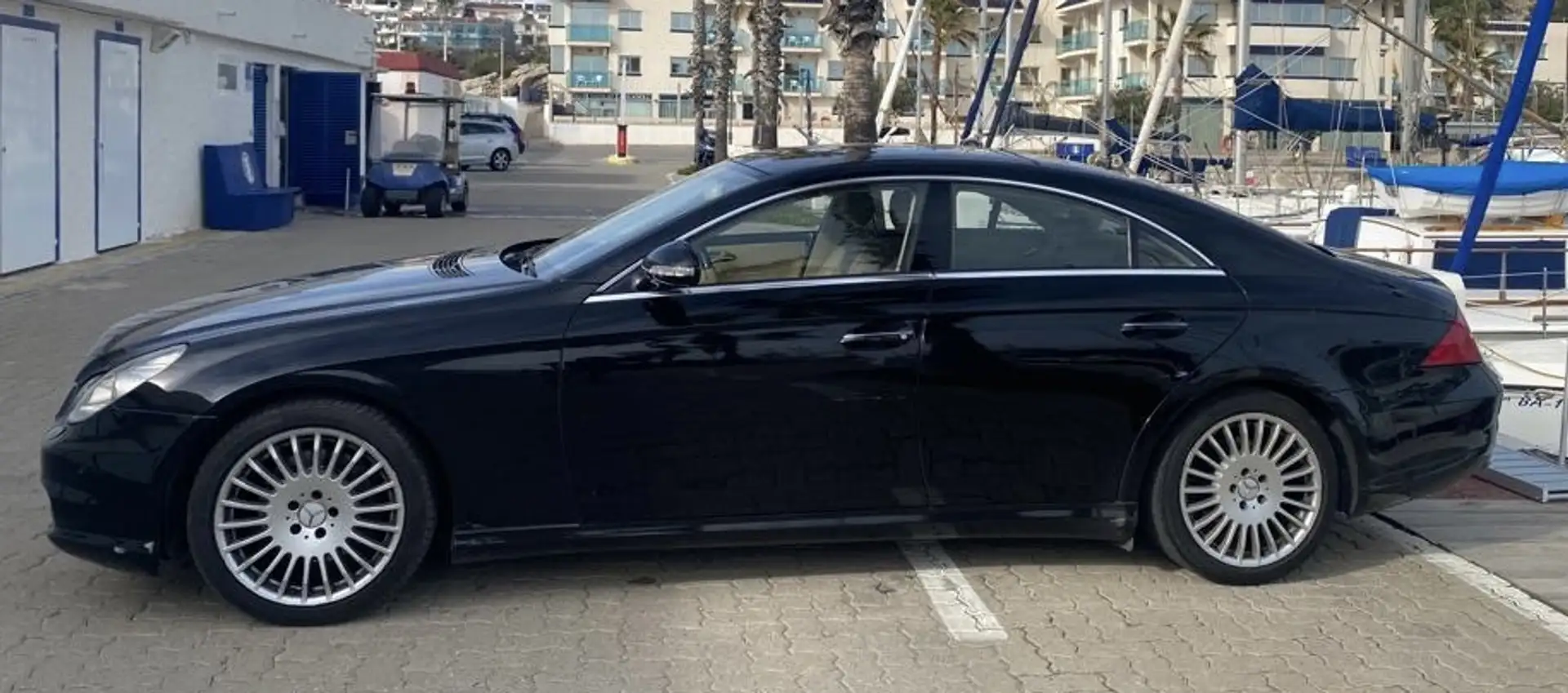 Mercedes-Benz CLS 500 CLS 500 Aut. Negro - 1