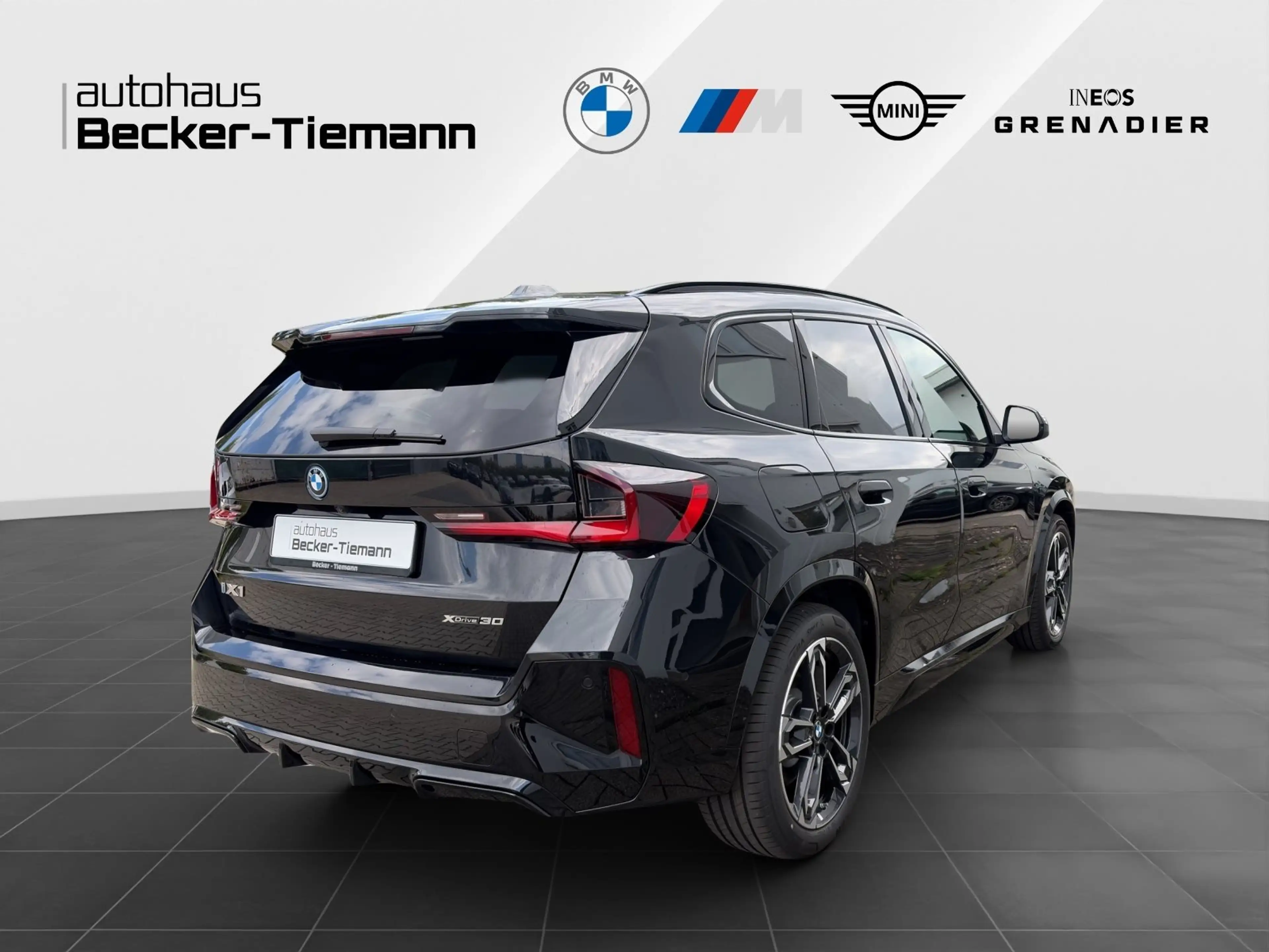 BMW iX 1 xDrive30 - UPE 70.870,00€ #exclusive — photo 6