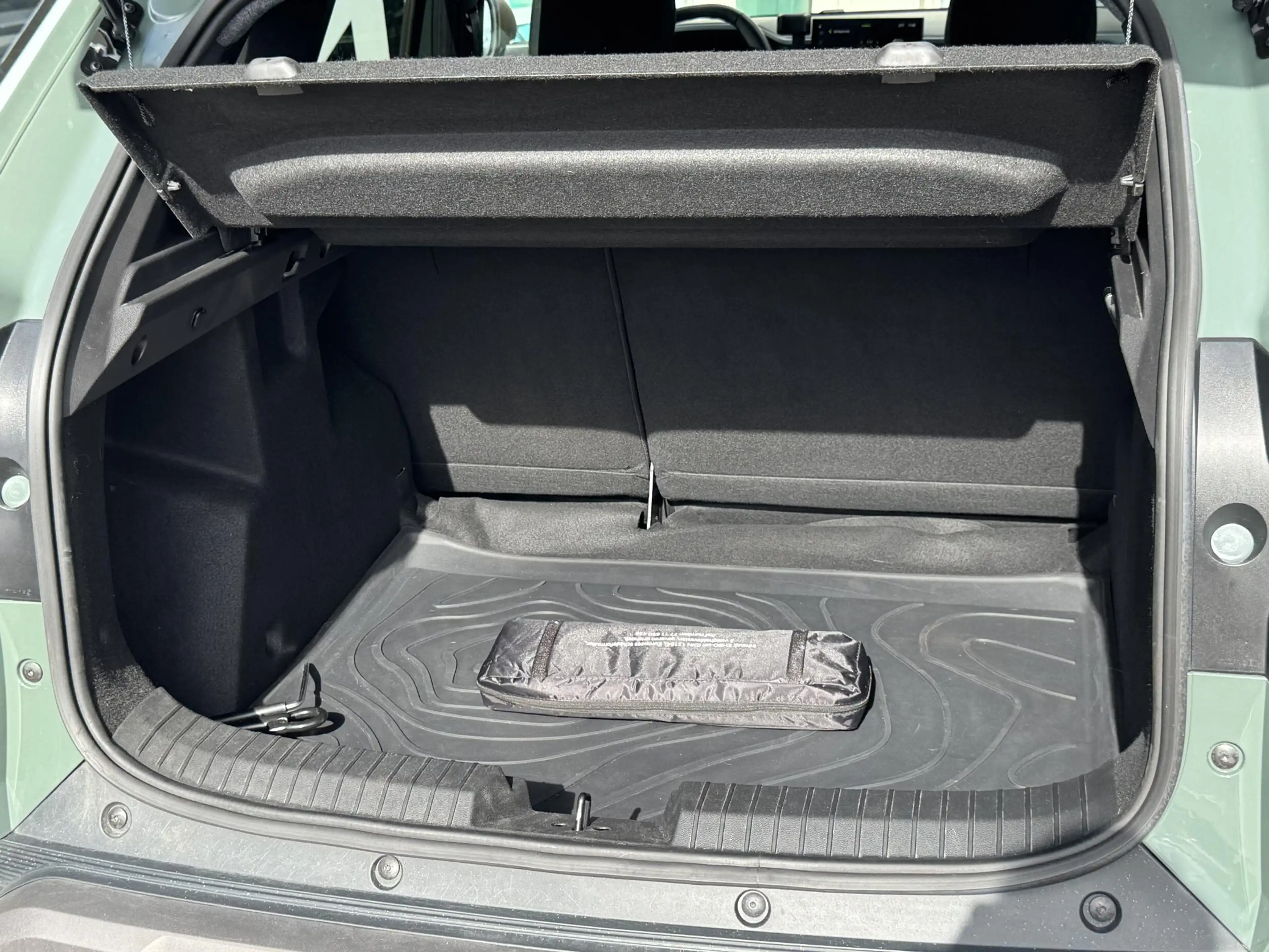 Dacia Duster 1.6 Hybrid 140 Extreme | NAP | Navigatie | Around — photo 9