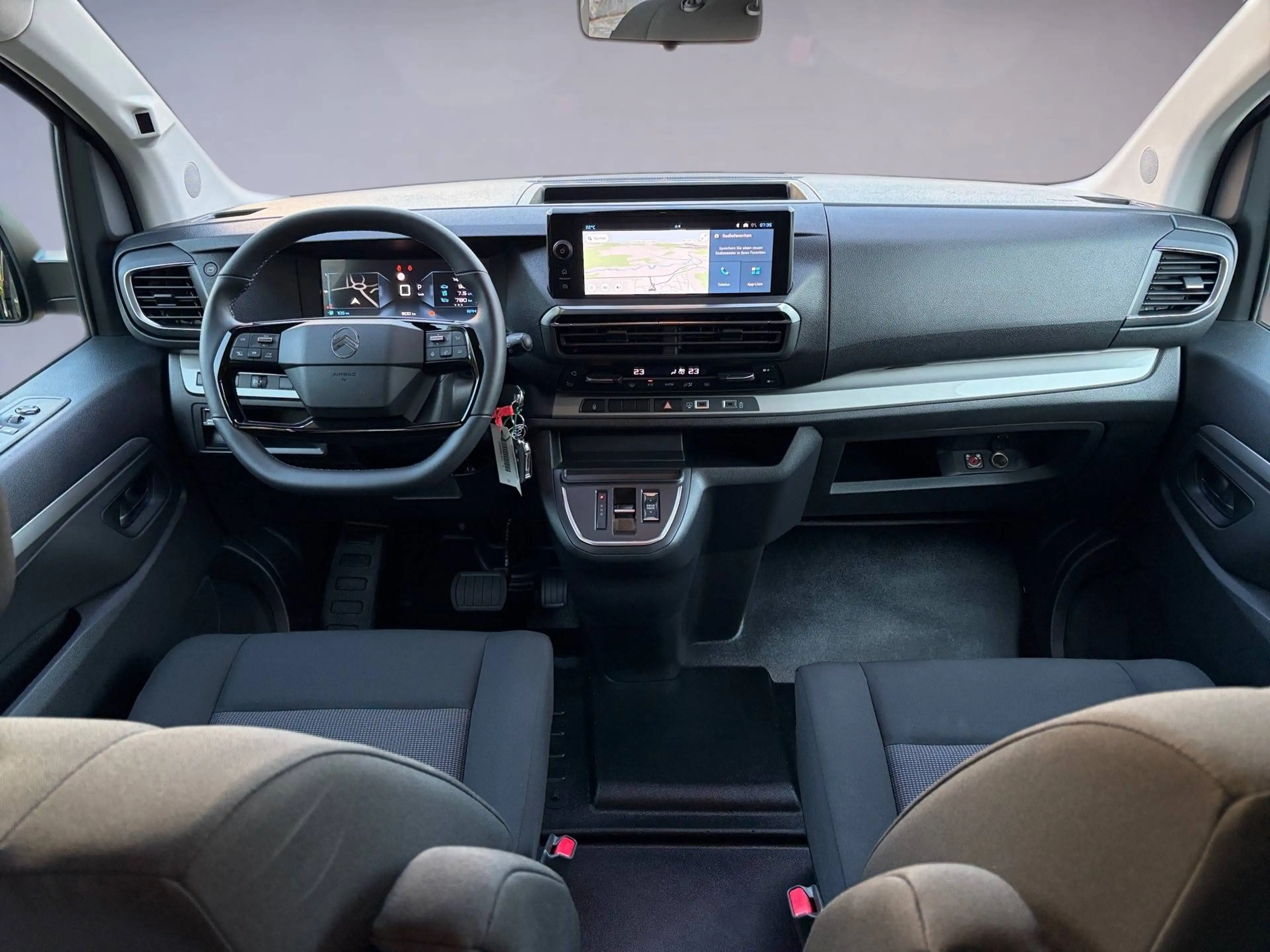 Citroen Spacetourer Spacetourer 2.2 BlueHDi 180 M Diesel 180 Autm. Plus — photo 10