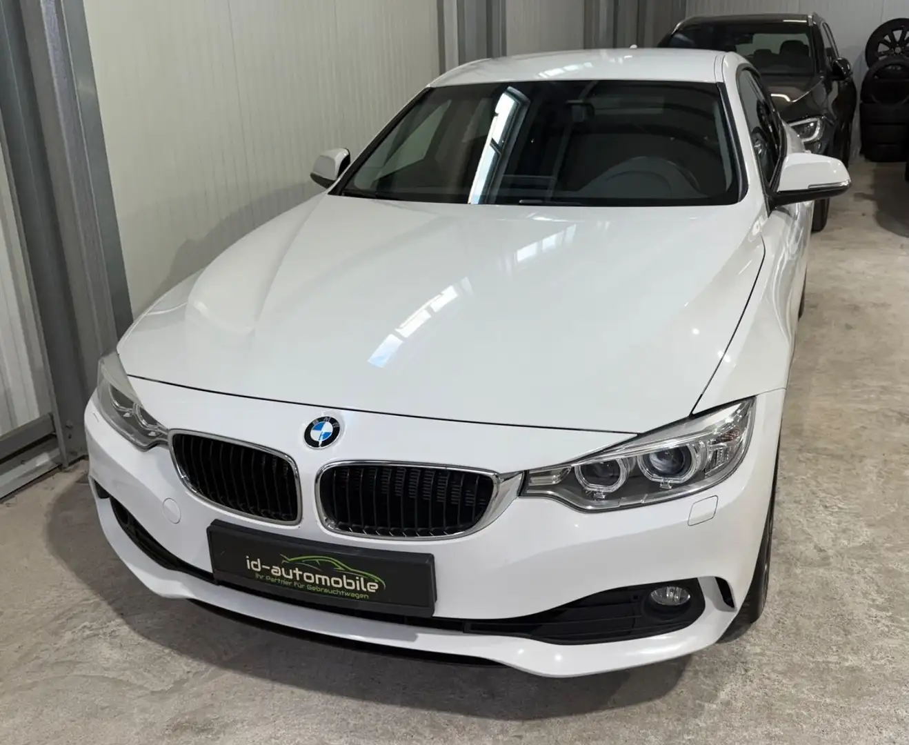 BMW 420 Baureihe 4 Gran Coupe 420i, 1 Hand, wenig KM Weiß - 1