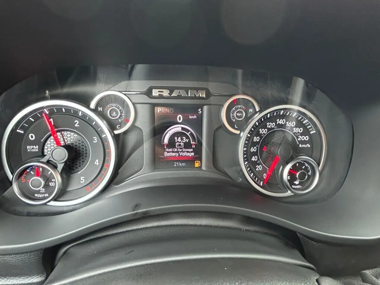 RAM 3500 снимка RAM 3500