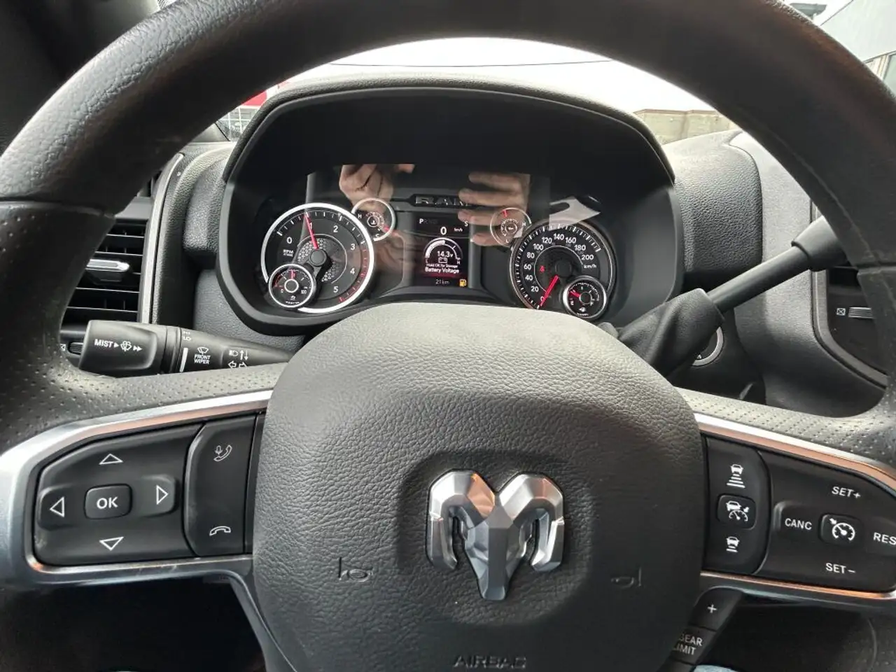 RAM 3500 снимка RAM 3500