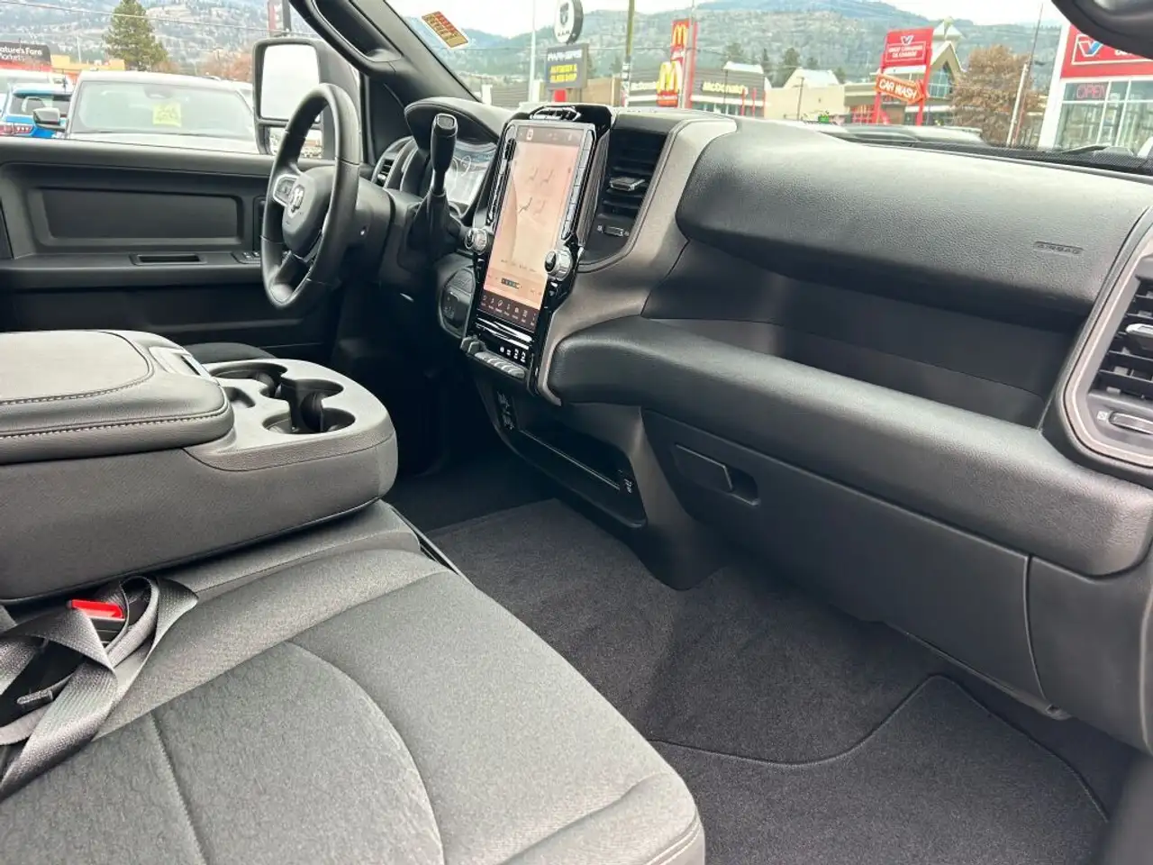RAM 3500 снимка RAM 3500